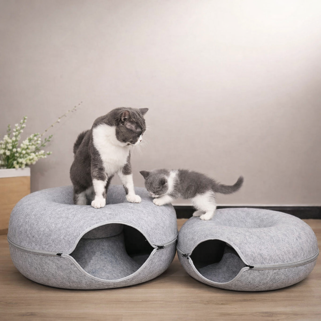 Lit donut en feutre pour chat & cie