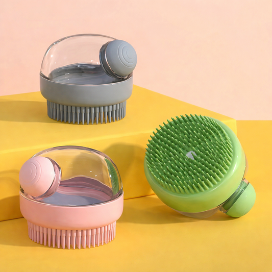 Brosse de bain pour chien avec distributeur de savon